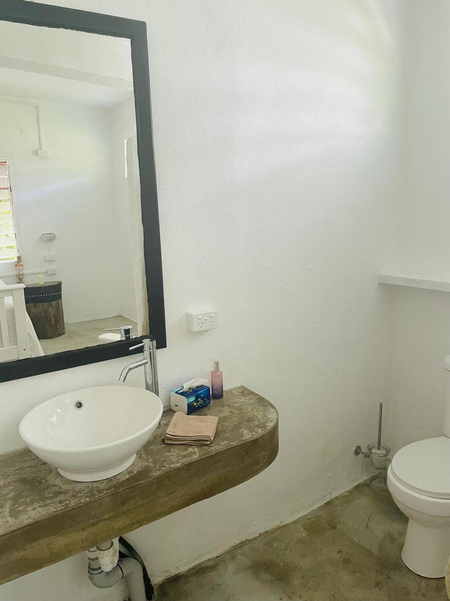 Bed and Breakfast Banana Bay Beach Club Eton Exterior foto